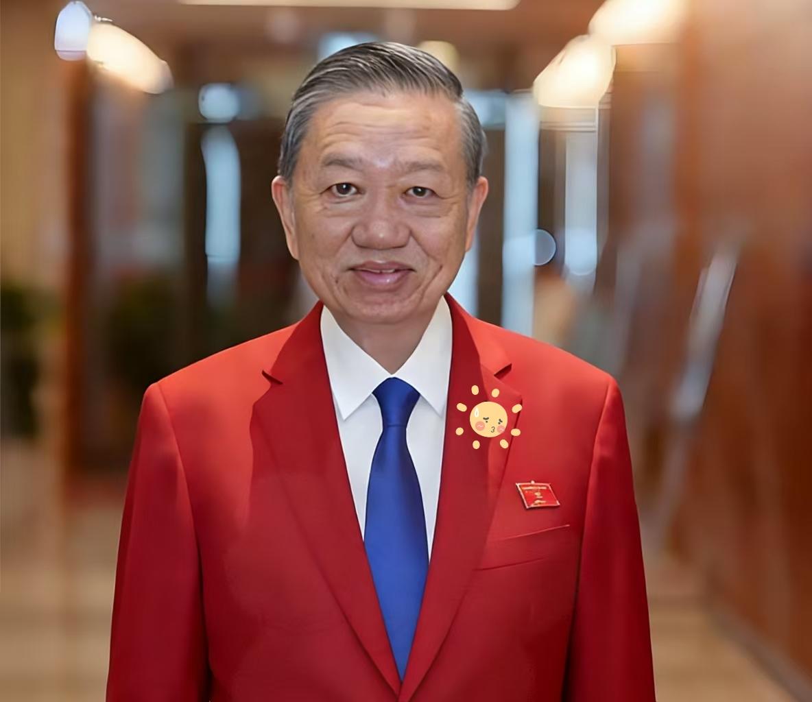 越南最新消息！
 
2025年12月25日，越南最大企业集团Vingroup正式