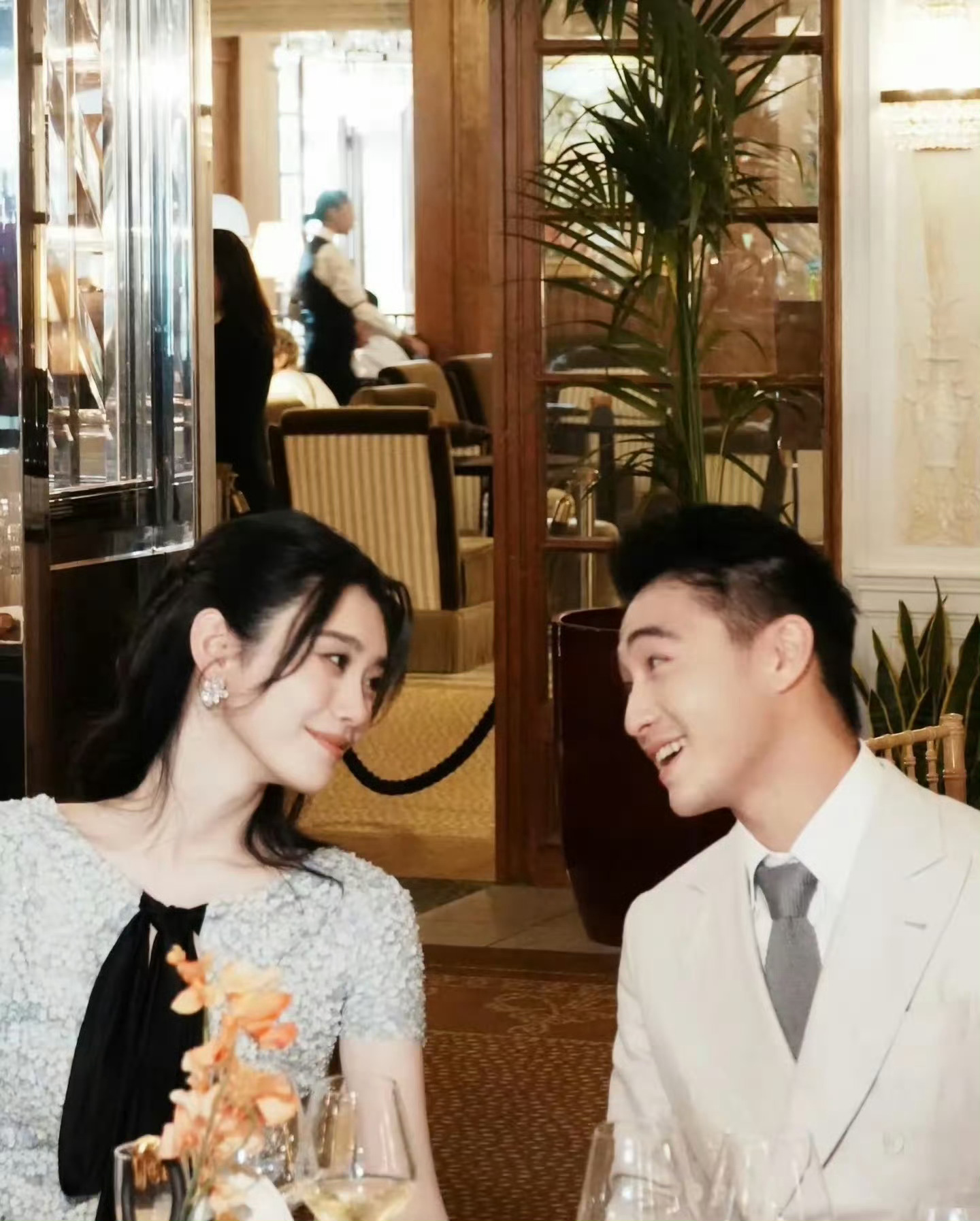奚梦瑶婚礼好看，幸福，有钱 