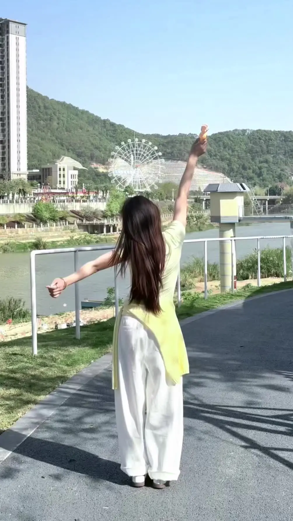 要明媚 要热烈 鲜活向上的生命力比好看的皮囊更有杀伤力