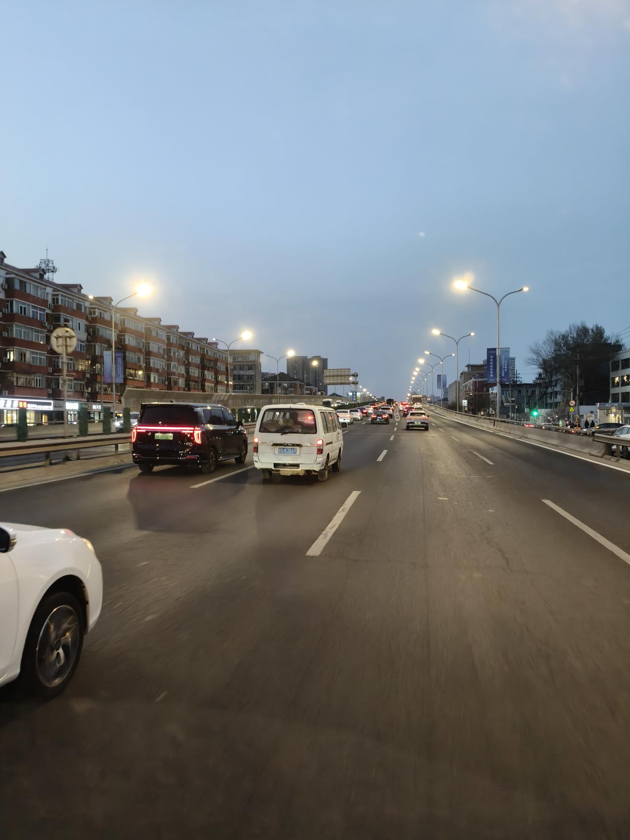 悬在心上的石头终于放下了
走北京南站的一条路，一直未走好，原来我仔细一想，做一遍