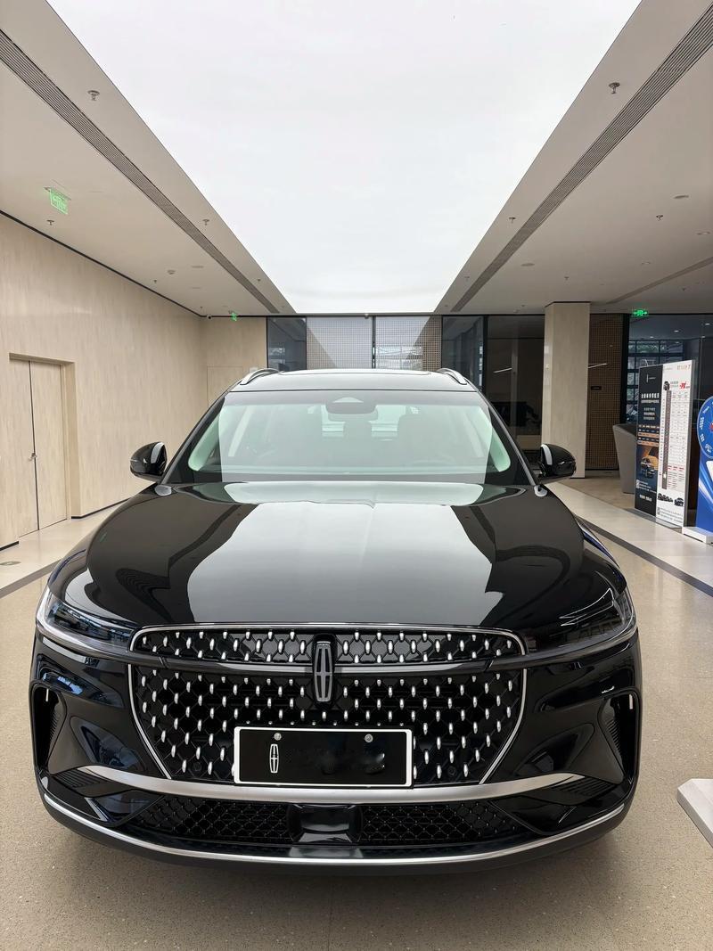 林肯航海家这波新设计，把美式豪华玩明白了！作为家族中坚款，它先用上了最新的Qui