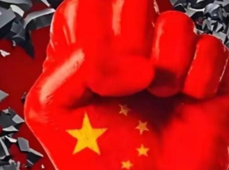 中国强势又出招，美国特别害怕的一刻终于出现了，日本噤声了，韩国彻底愣住了，西方国