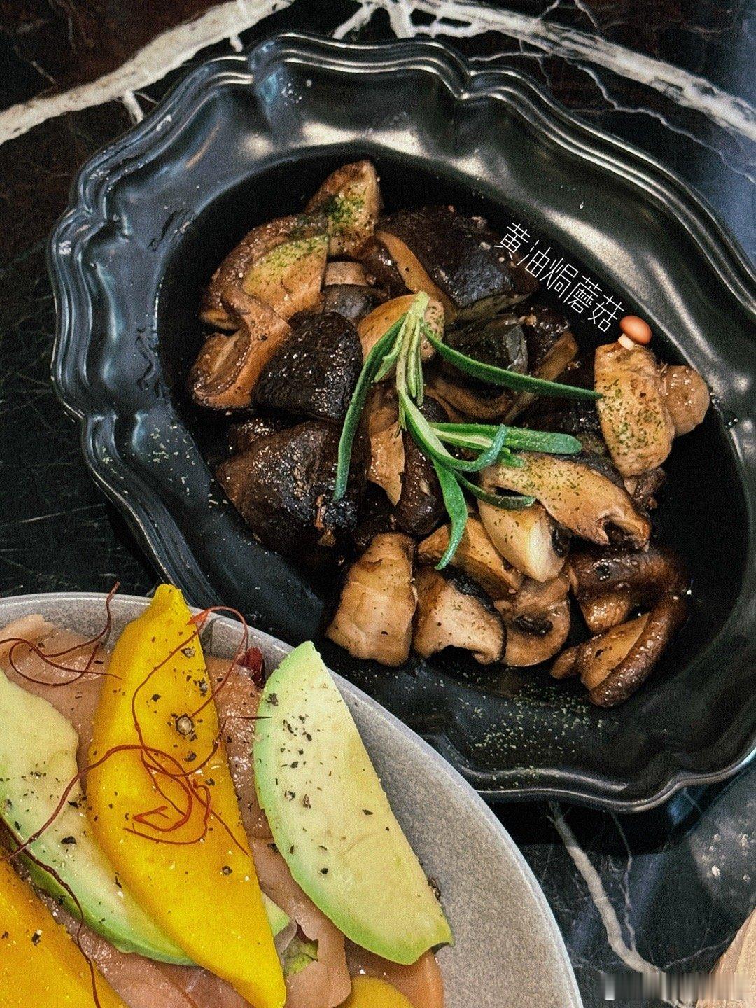 🍼奶罐儿的探店日记📍UMBRELLA野蘑菇Bistro&wine bar&C