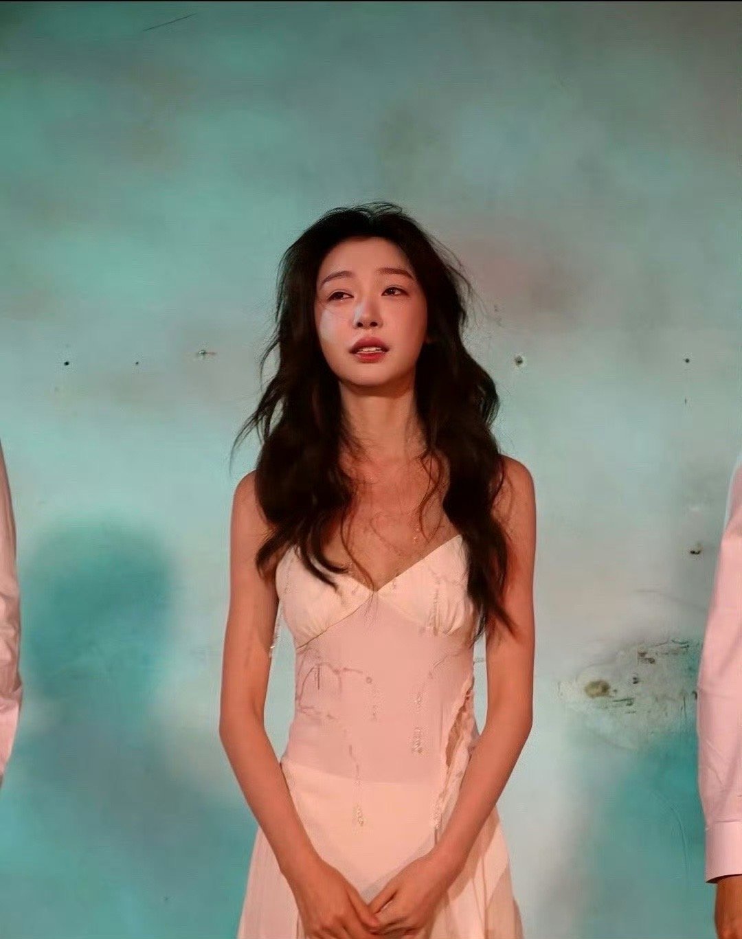 我的天，易梦玲都瘦成这样了 