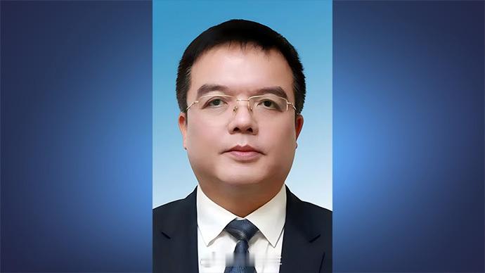 中国车市[超话] 东风汽车集团副总经理黄勇履新中国航空工业集团董事、党组副书记 