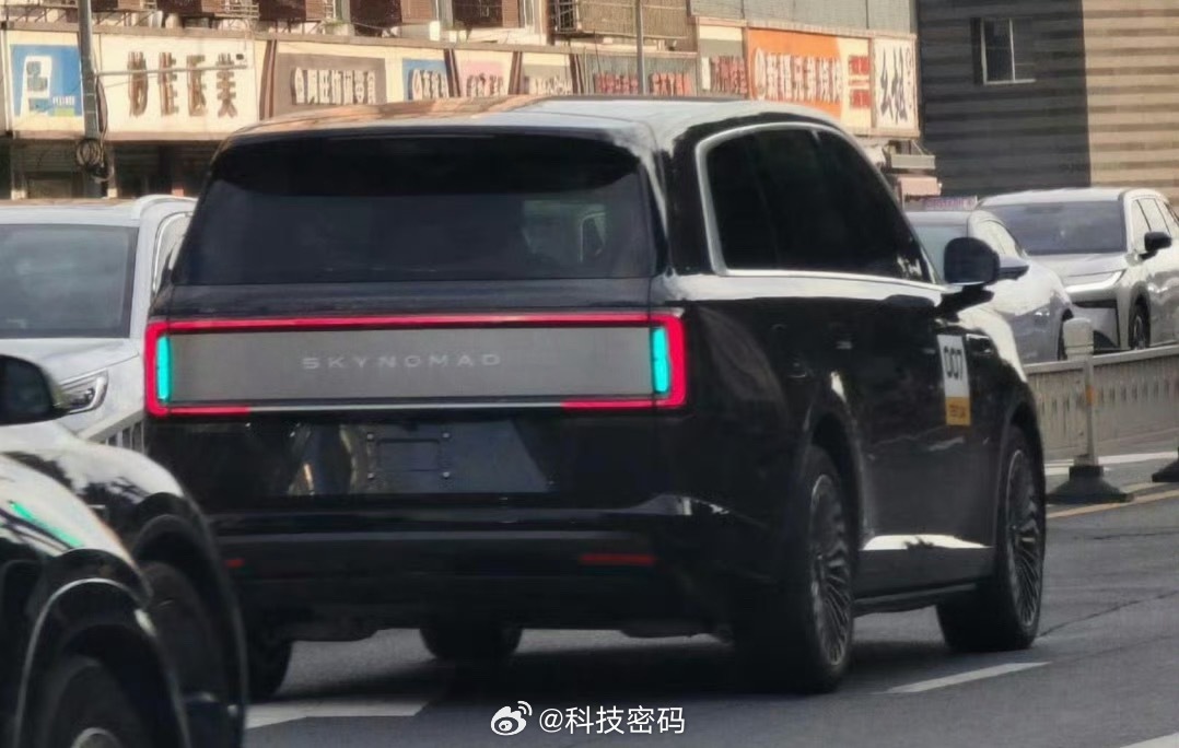 小米澎程无伪装实车曝光你们觉得好看吗？ 