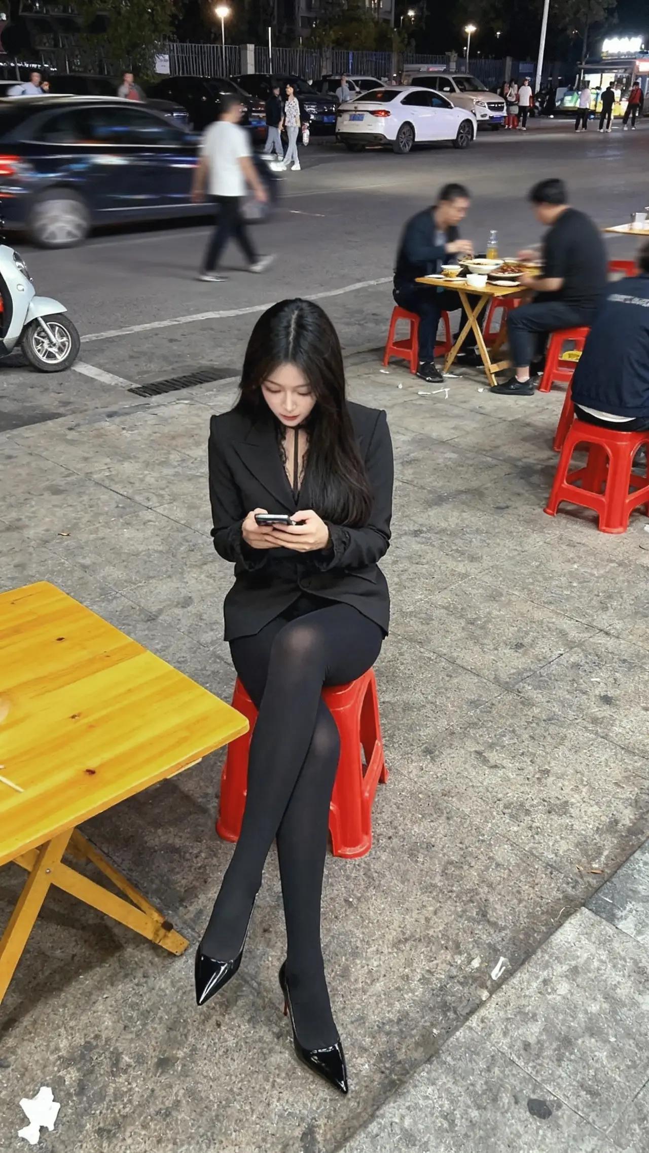 我到底好不好看呀，不许骗我喔。