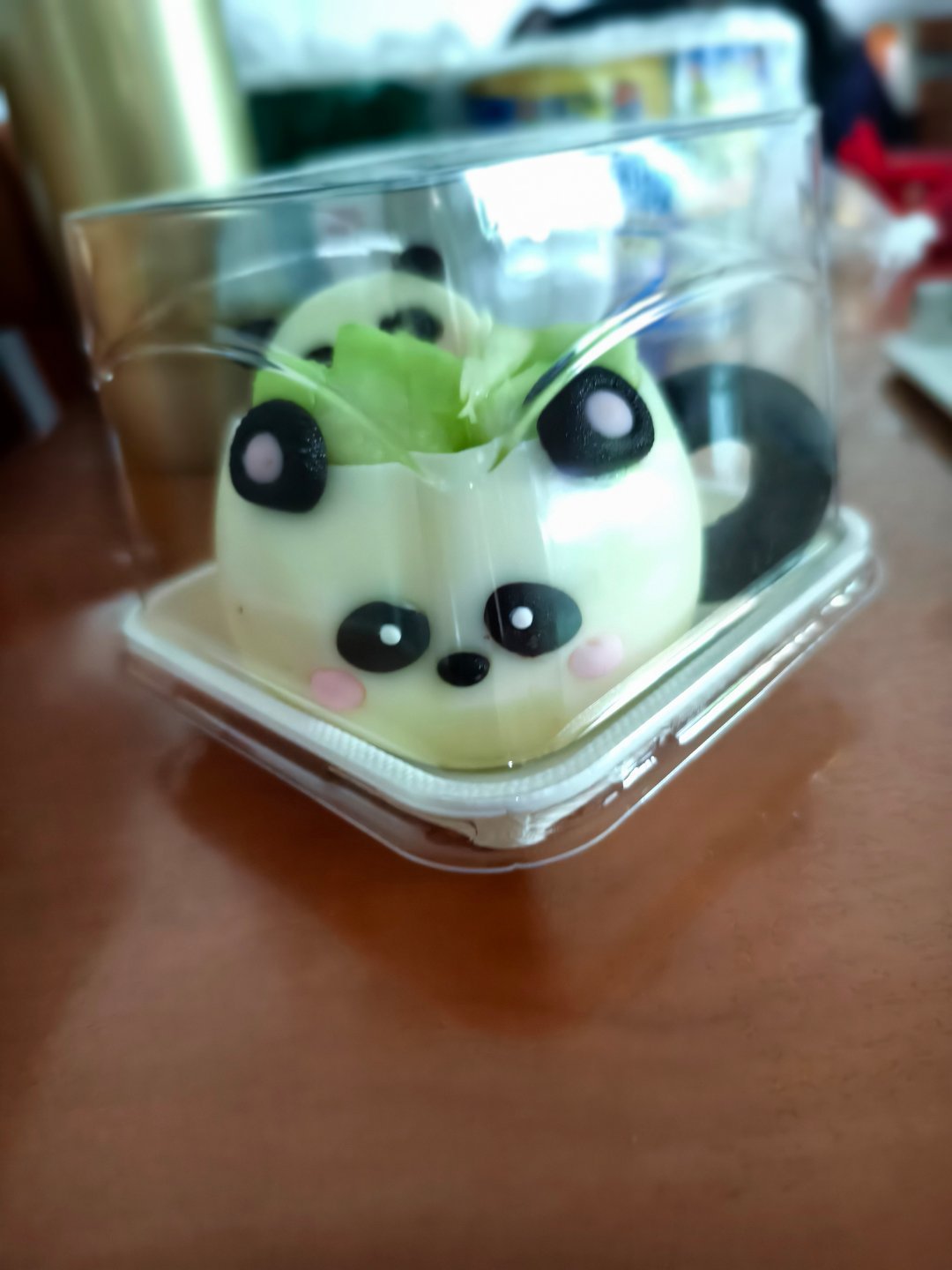 我爸给买的儿童节小蛋糕，也算是过节了 
