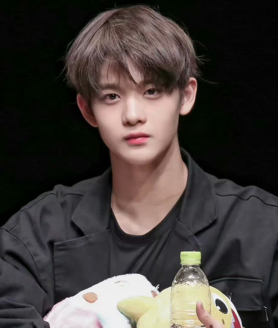 裴珍映 假体果然岁月不饶人…还我裴映珍，我要以前的裴映珍