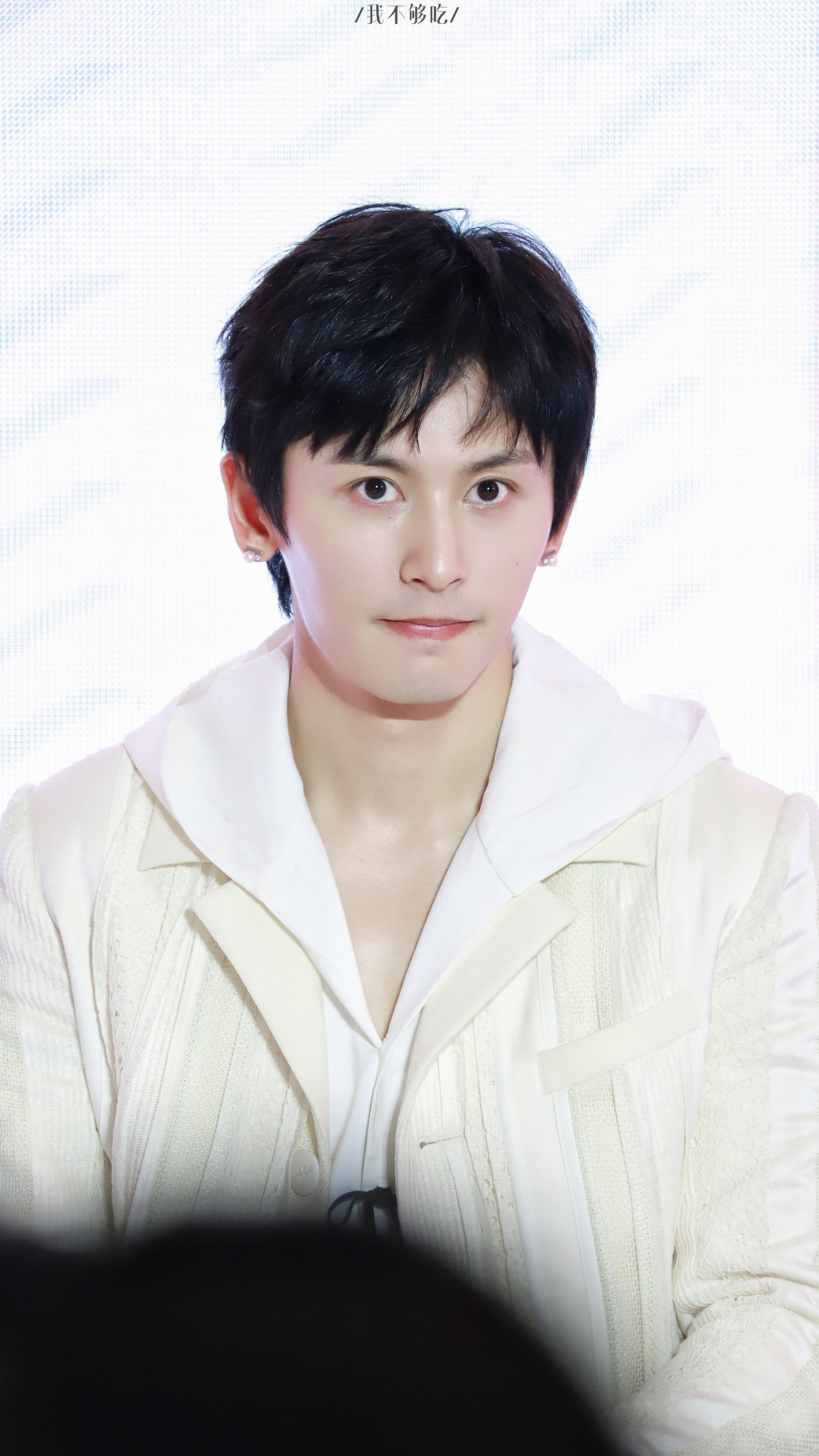 龚俊 cpf 🍊  山河令 20210803 张老师线下活动白衬衫系着蝴蝶结嘟