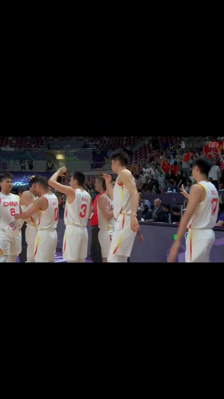 顶住判罚压力！中国男篮79-71战胜韩国，挺进亚洲杯4强！