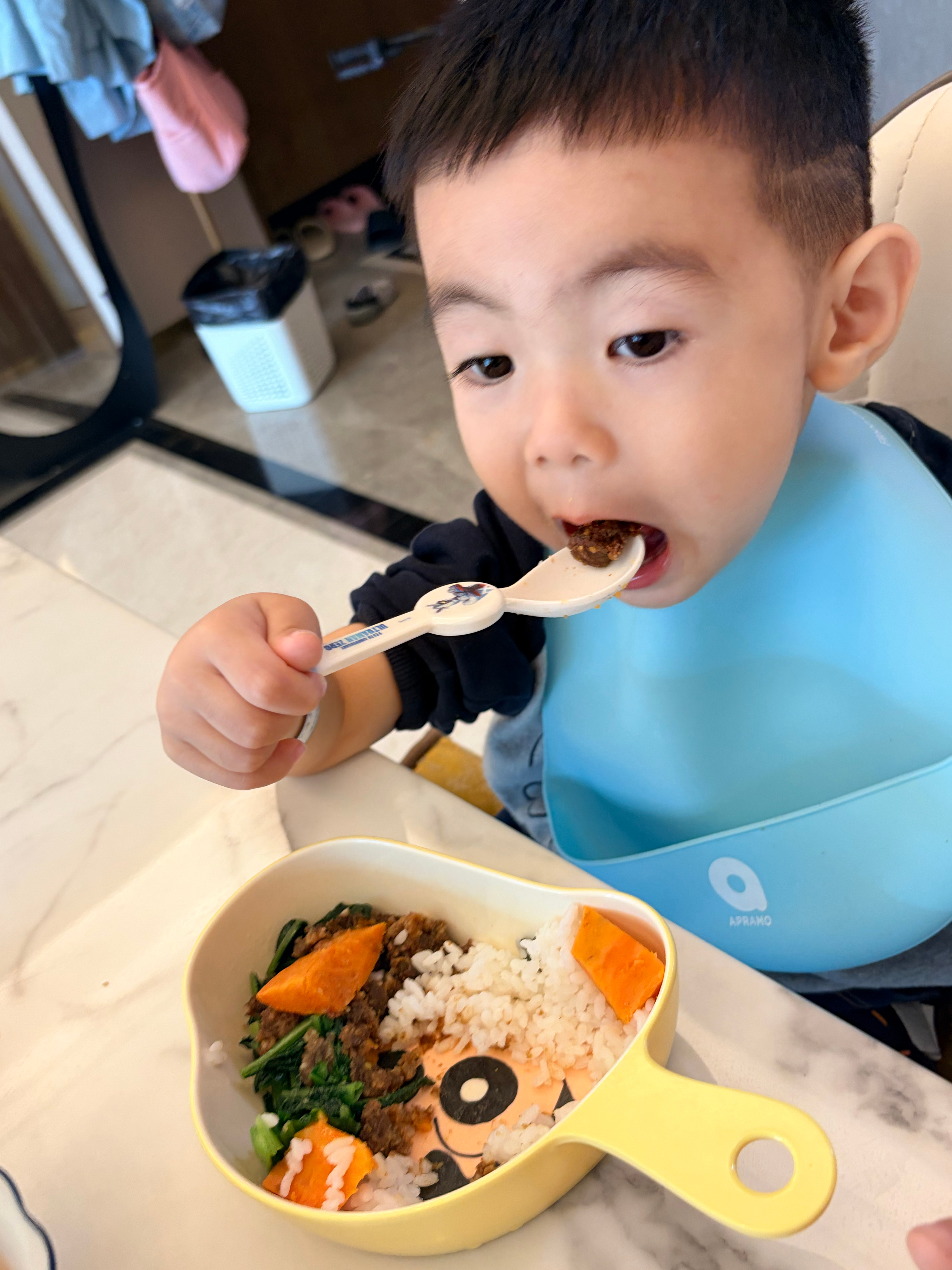 妈咪做饭就系好食😋（自己给自己加的戏） ​​​