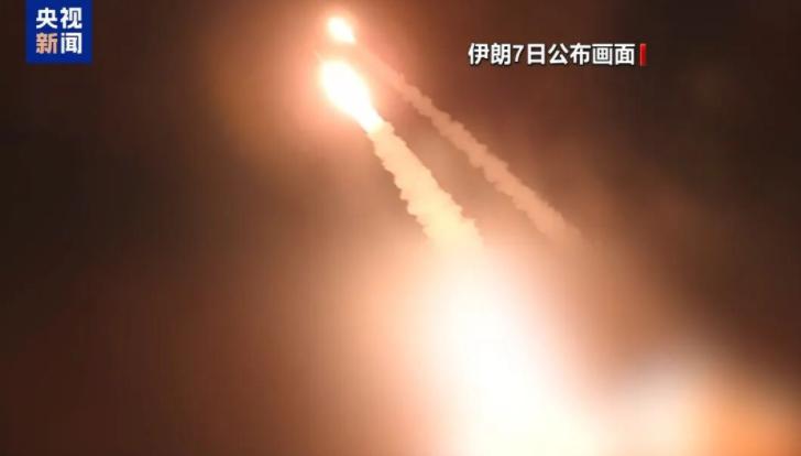 突发！德黑兰剧烈爆炸，以色列空军基地剧烈爆炸，特朗普着急、无力，掩盖不住最害怕的