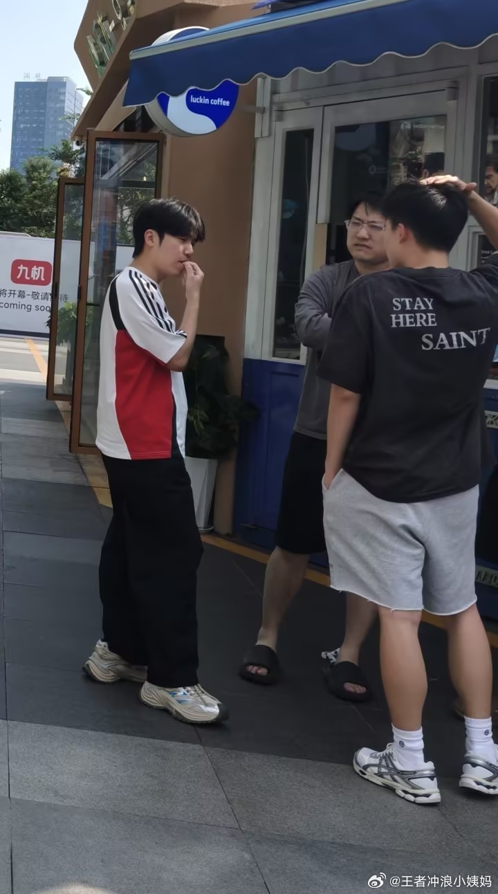花花花花花海[超话]kpl亚运会王者荣耀名古屋亚运会 网友偶遇亚运会集训的花海但