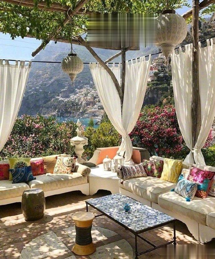 风景如画的意大利小镇Positano ，美呆了[心] ​​​