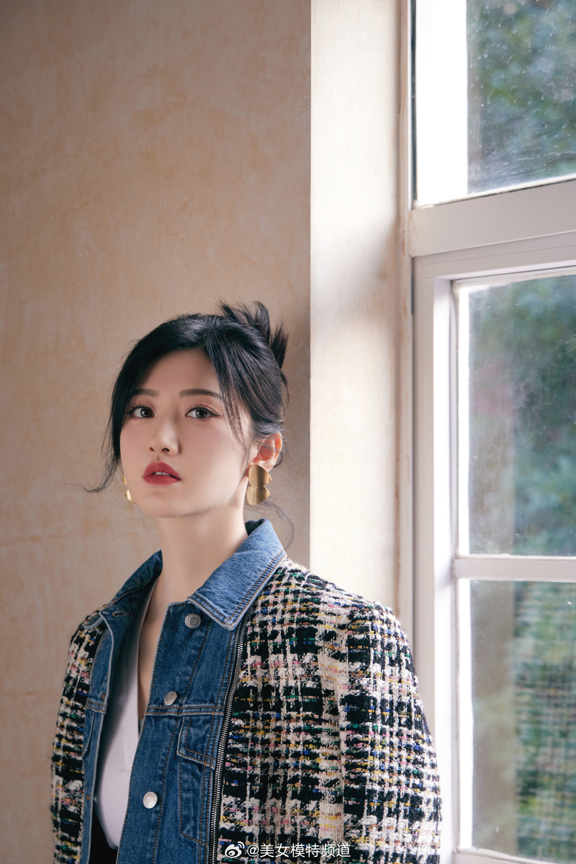 景甜红茶色调妆容好温柔的姐姐 