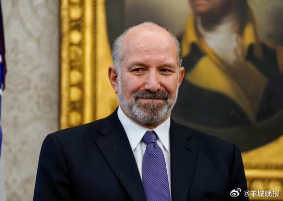 #美商务部长被曝与爱泼斯坦合作经商#【美商务部长卢特尼克被曝曾与爱泼斯坦有商业往