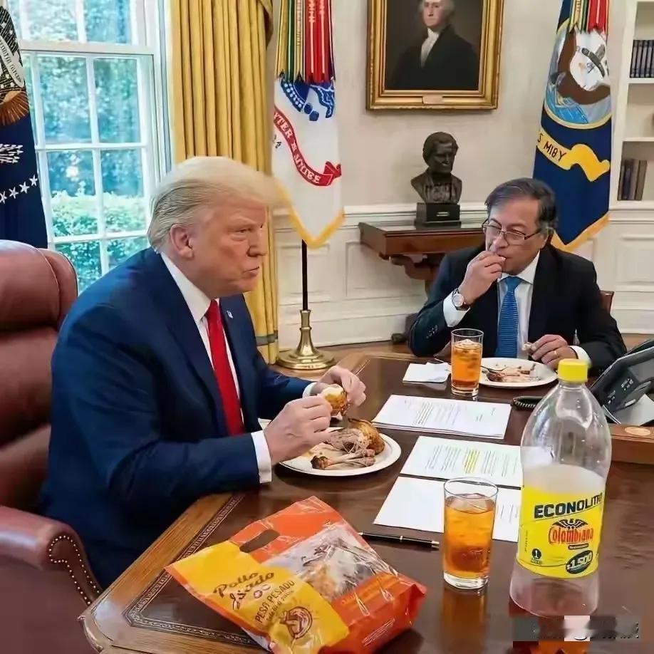 美国中产阶级
确实吃的不行
富豪都吃的那么差
美国的衰弱，肉眼可见
​
​
​有