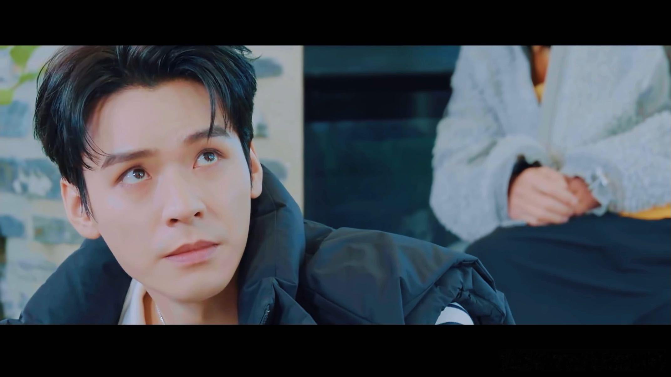 龚俊陈星旭周也两男抢一女龚俊吃陈星旭的醋地球超新鲜 龚俊吃醋那个状态太真实了，看
