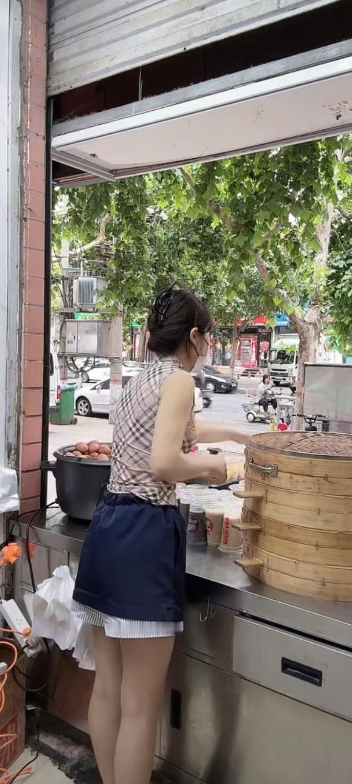 晒图笔记大赛风雨人生路，有人并肩同行，便是人间温柔。