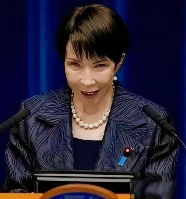 菲律宾民众倍感失望！7.9级强震发生后，就在受灾民众急需国际救援的节骨眼上，平时