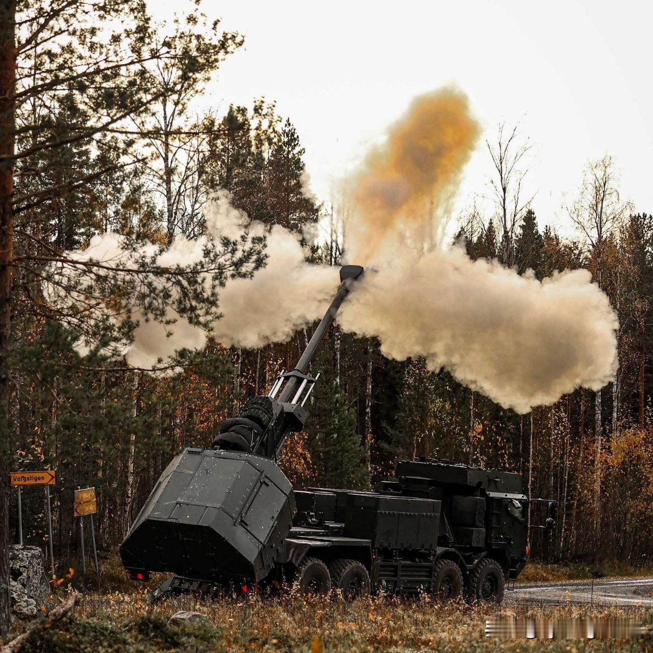 🇱🇻拉脱维亚国防部宣布，拉脱维亚政府已批准一份关于为拉脱维亚武装部队采购18