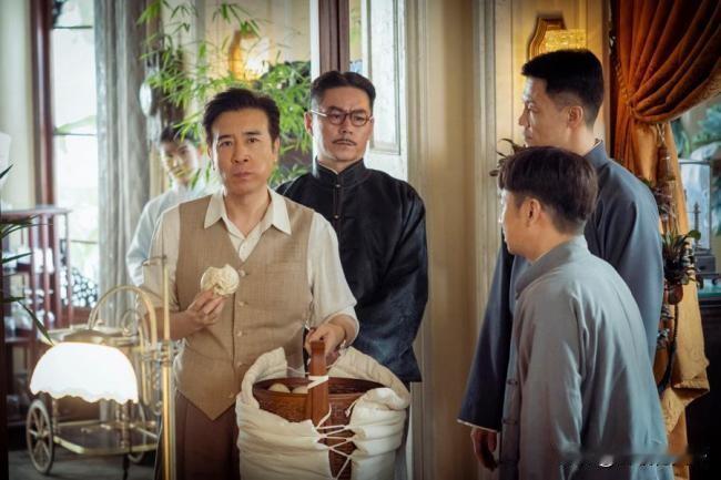 于和伟饰演的田家泰，第十九集，终于上线了！戏份不多，但全是高光。  
     
