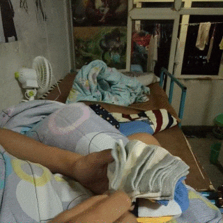 厚是厚
就是有点热