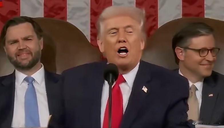 特朗普公开表示，一直想要国会荣誉勋章，却被告知不能自己颁给自己, 他对此表示不解