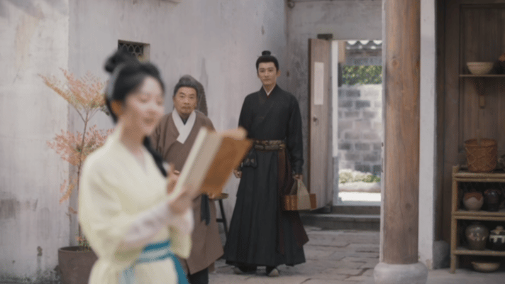 谭松韵唱歌苏可跳舞谭松韵一开嗓苏可就开始忙了谁被陆燮伴舞逗乐，许兰香的歌声一响，