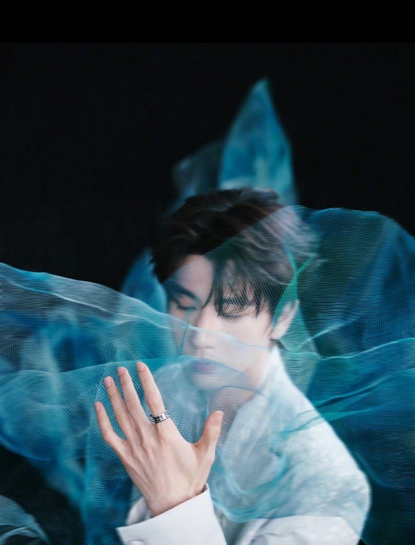 爆光啦！张凌赫这边直接否认接触《一念江南》了，看来之前的网传消息完全是无中生有啊