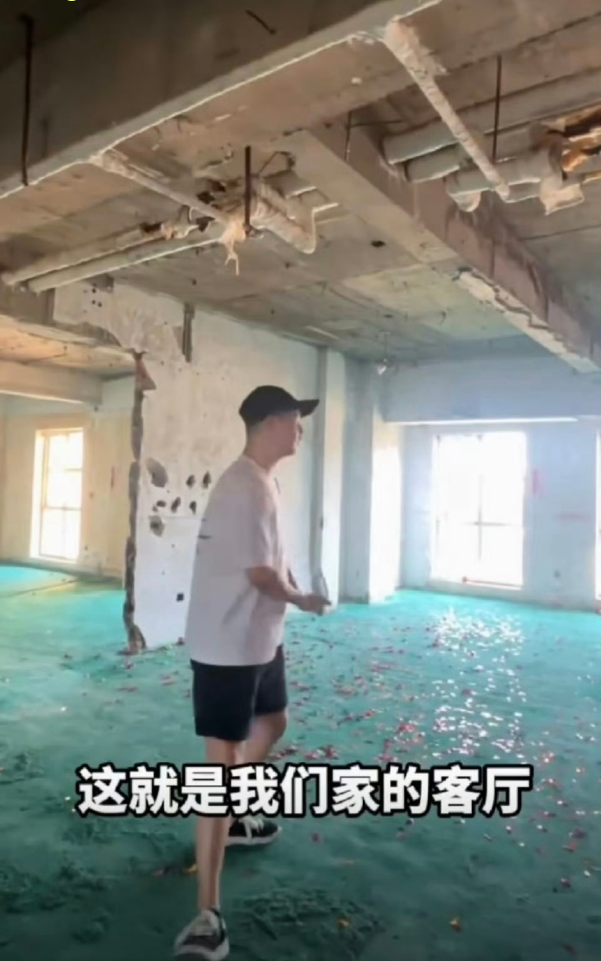 马頔装修费要溢出来了 懂了，马頔的商演是为装修开的！为了装这个房子，接活多到快把