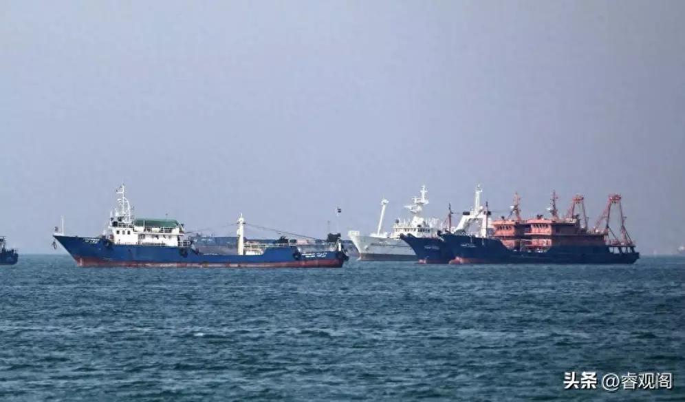 伊朗海军的战斗太悲壮了。就说“苏莱曼尼”级护卫舰，被美军战机命中后，都快沉没了还