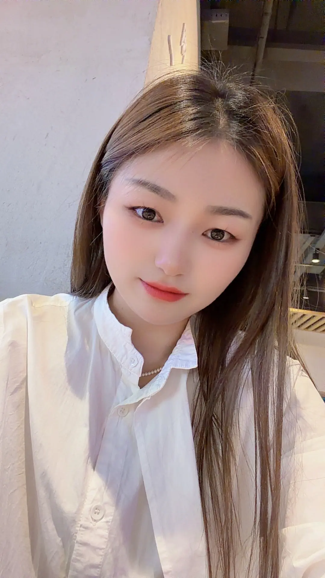 过度理性，让生活失去美感，过份感性，注定不会太快乐，看的太通透，注定很...