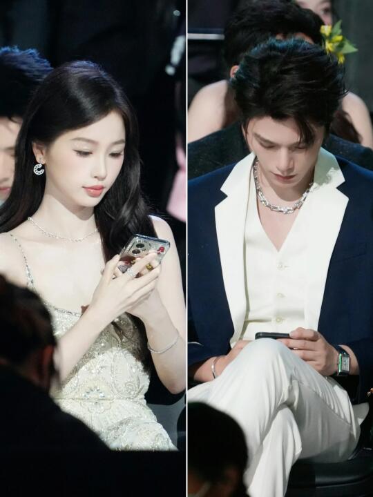 小🐟🔔就这样被哄好了