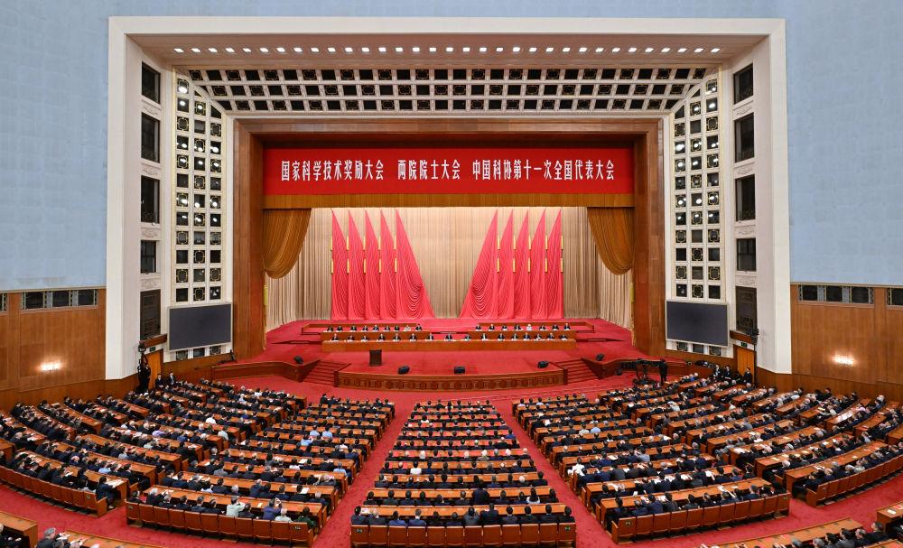 比亚迪五项成果荣获国家科学技术奖，再创历史新高！
近日，2025年度国家科学技术