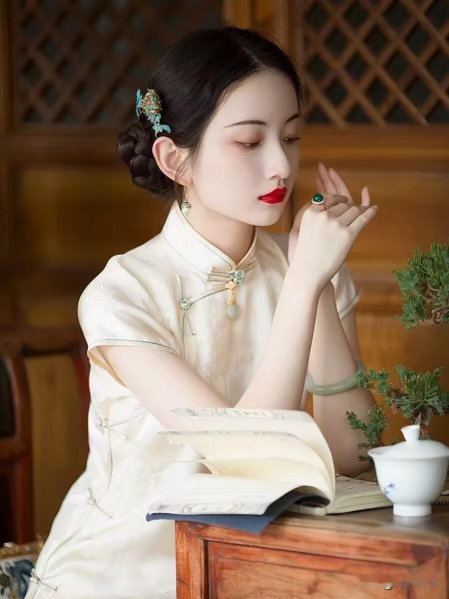 如果人生是一部手机，60岁就是电量告急的红色警戒区。别急着滑走，我帮你把剩余电量