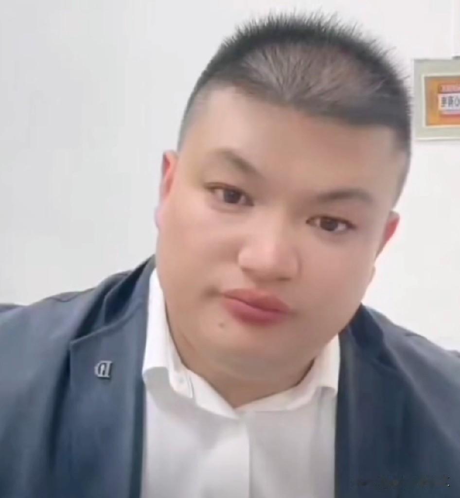 暴瘦40多斤！草帽姐夫自嘲吃不上软饭，真实原因没那么简单！

有人问:“你怎么瘦