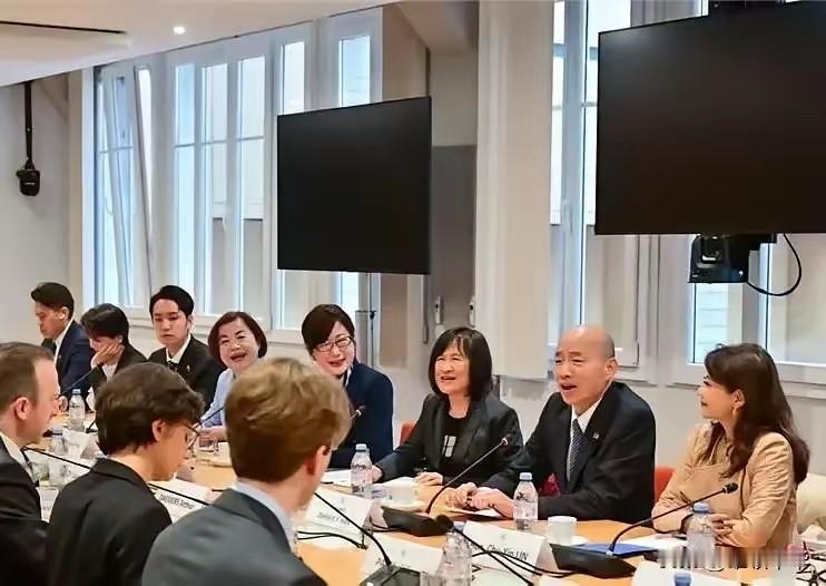 台岛伪立院院长韩国瑜出访欧洲与台岛伪头目赖清德出访非洲最大的不同就是“静悄悄”了