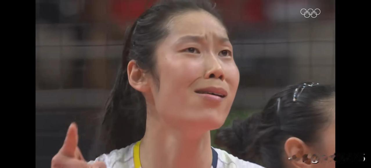 强调整体排球就是历史的倒退。
20多年前，黄金一代笑傲江湖的时候，除了俄罗斯的加