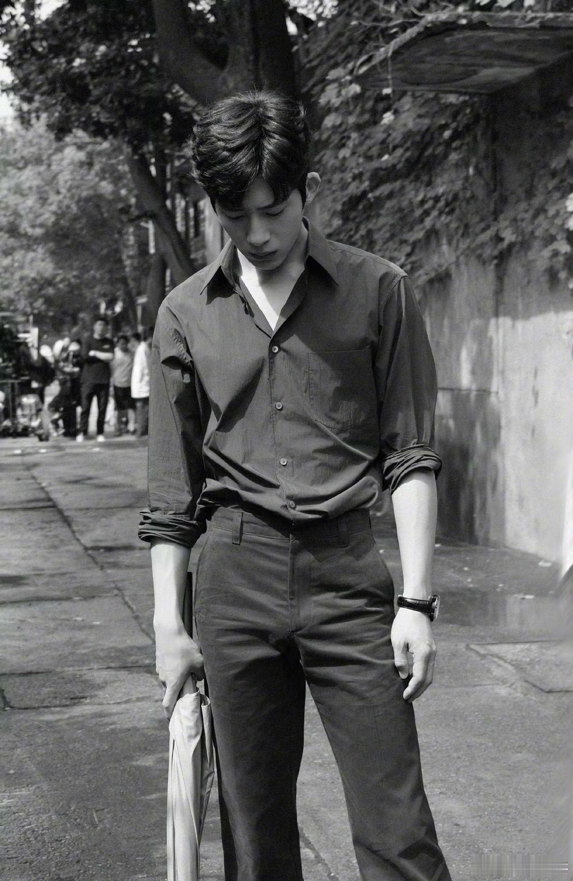 井柏然胡巴妈看了钢铁森林终于get到了这个胡巴妈 