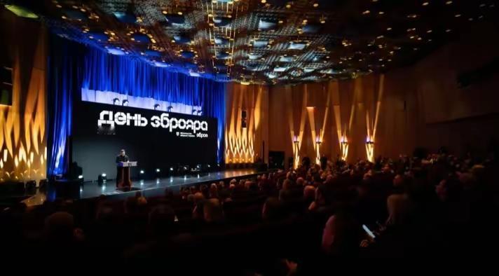 泽连斯基：乌克兰首次有足够武器抵御俄罗斯，并将战争带回俄领土。

乌克兰总统泽连