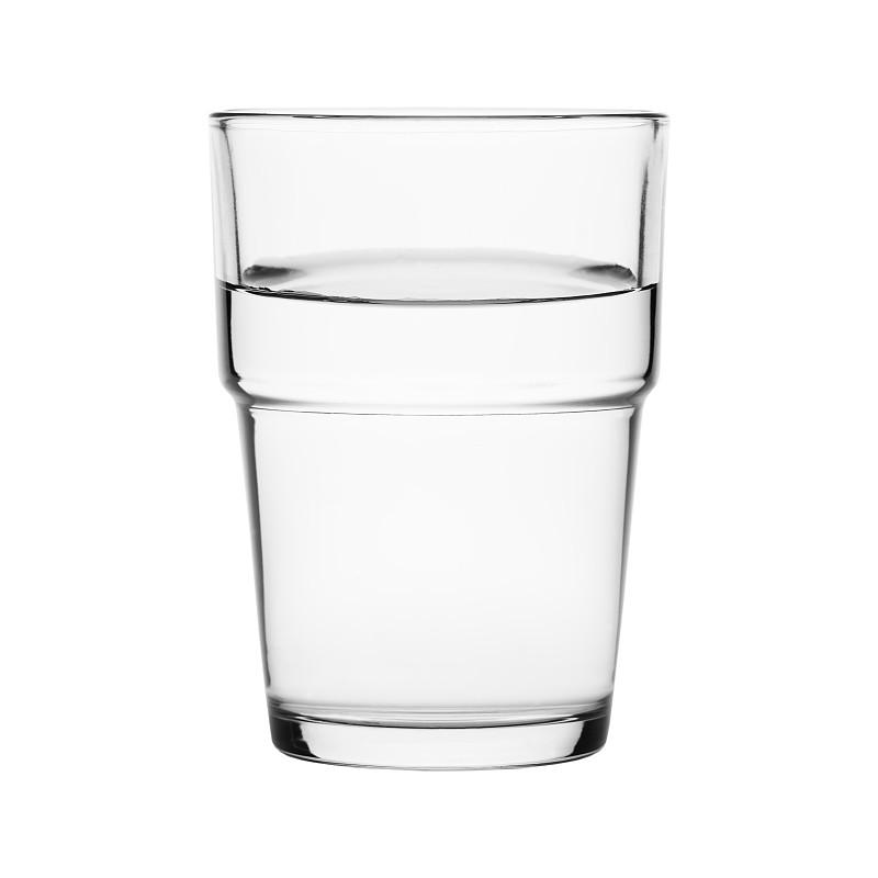 平时出门包里必揣大容量保温杯，在家办公更是随手就能摸到水杯，一天轻轻松松喝够2升