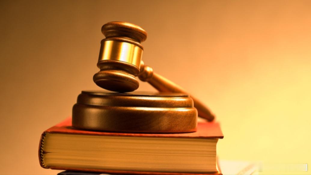 意大利为谋杀女性立法最高可判无期据《环球时报》报道，在联合国设立的国际消除对妇女