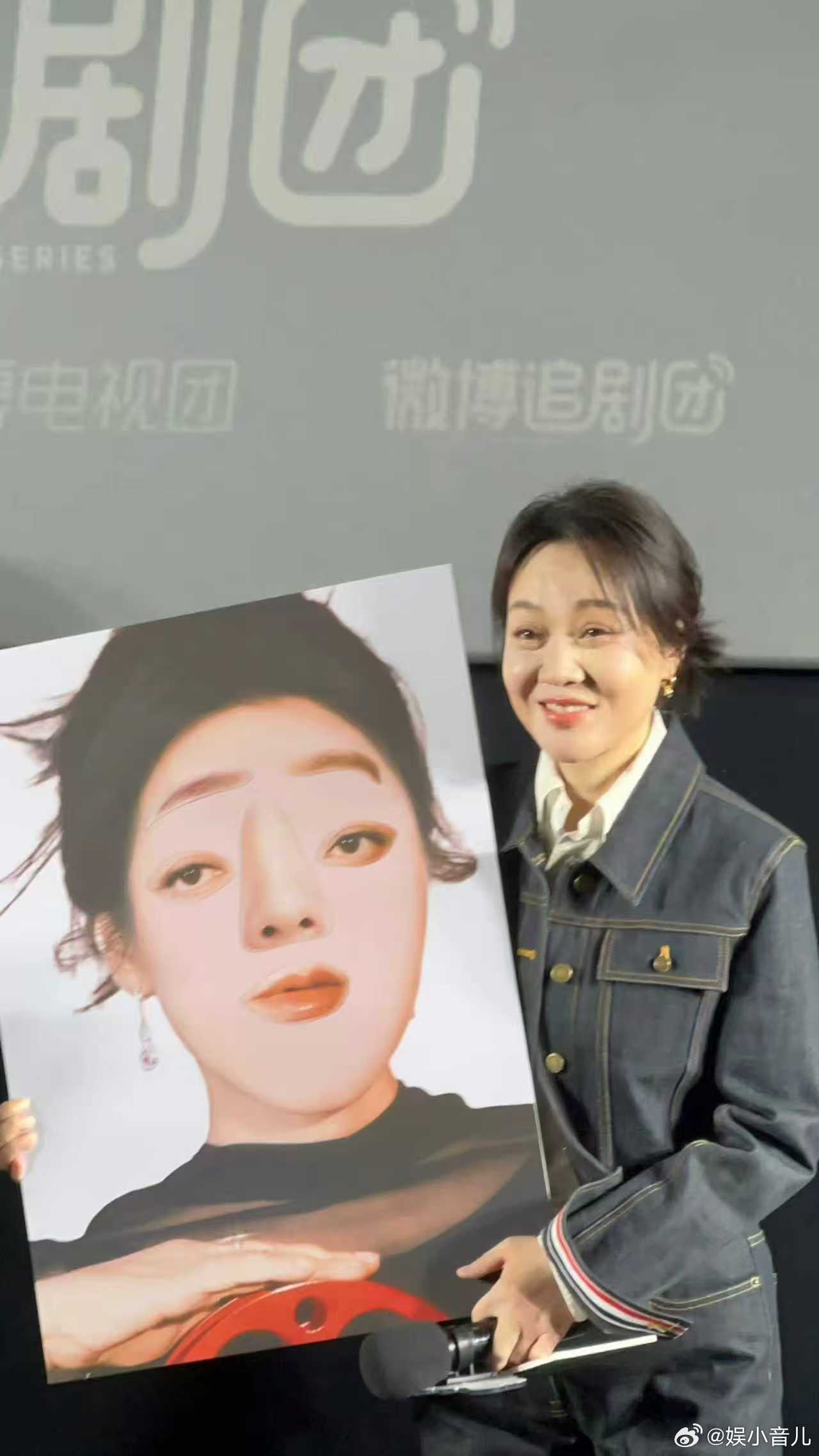 倪妮刘雅瑟就这样乱用脸隐身的名字 倪妮和刘雅瑟剧外互动太有料！刘雅瑟帮忙被抓包，