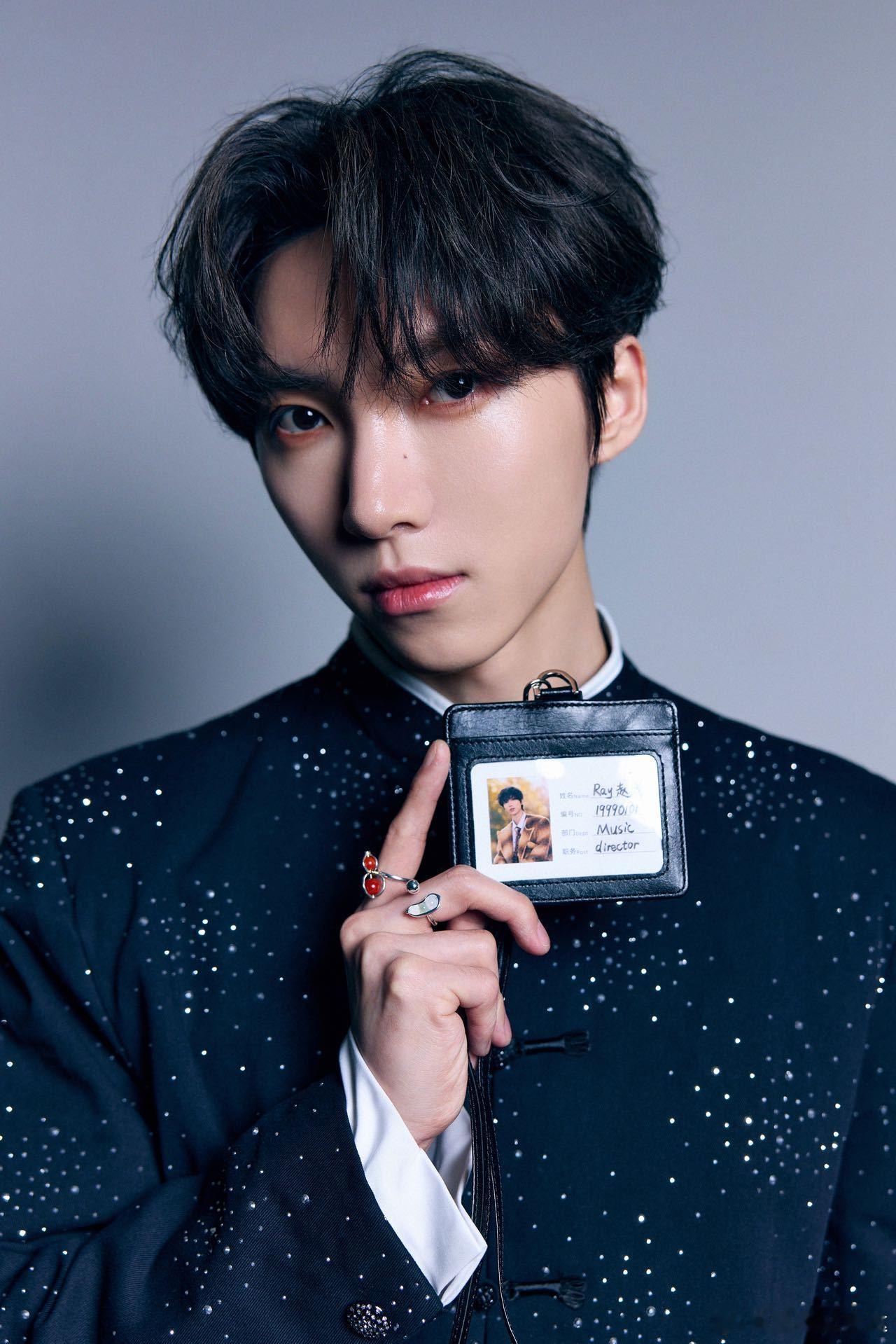 赵磊实力全跨晚排前几赵磊跨晚情歌太能打！每个音节都裹着细腻情愫，稳扎稳打的唱功堪