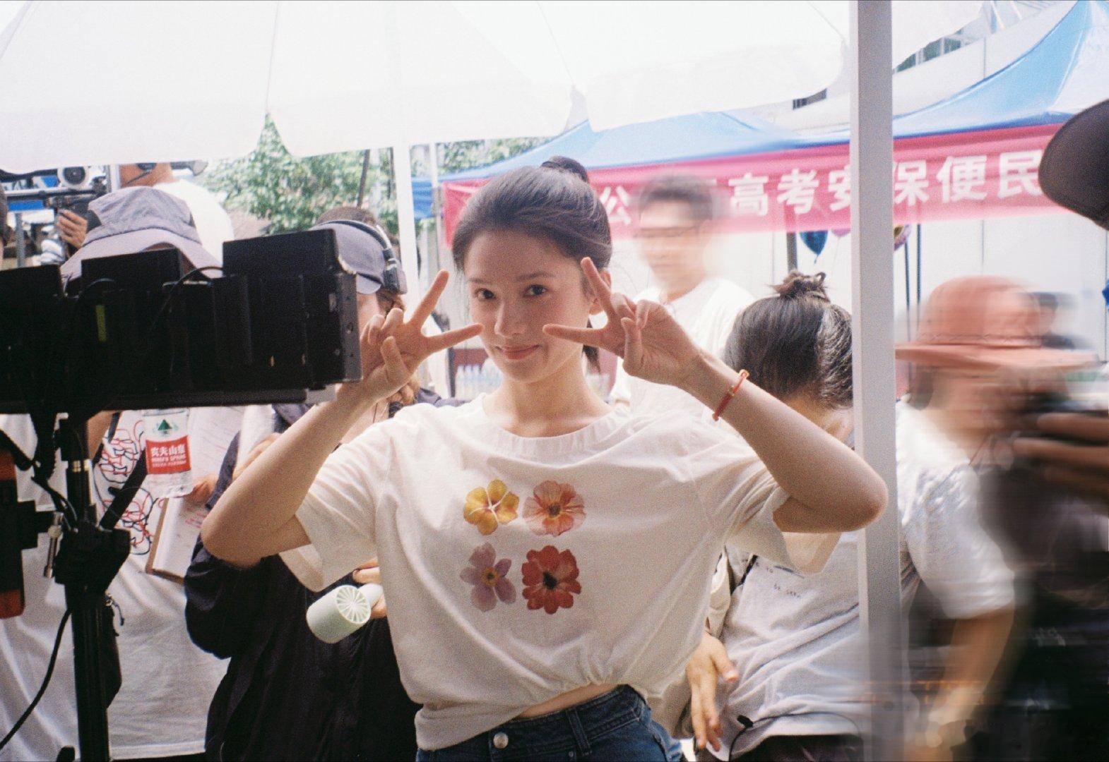 陈都灵给张婧仪准备的生日惊喜陈都灵化身宋威龙张婧仪站姐美女贴贴太治愈！陈都灵用心