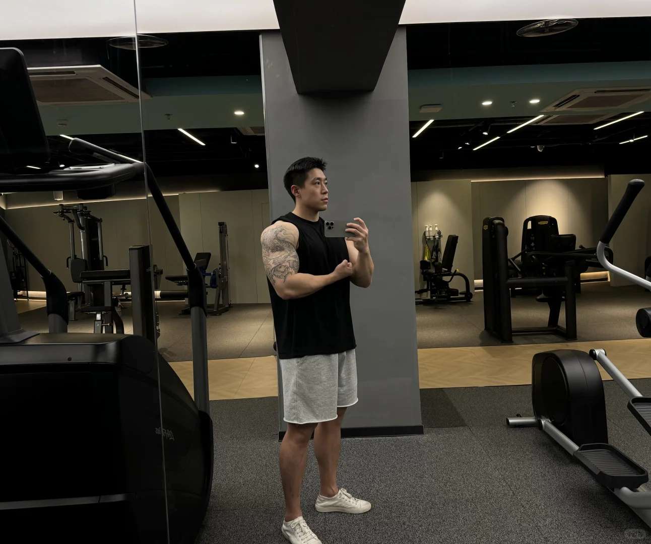 感觉颜值有点回春了呢🤣