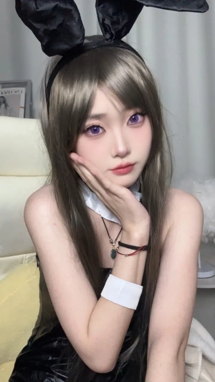 这仙桃吃一颗 能活三千年。