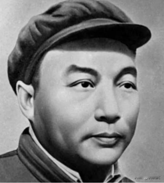 1946年李堡打仗，他胸口挨了一枪，昏过去就没人找到。战后清点，没尸体，也没消息